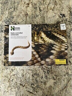 Natural History Museum Radio-Controlled Rattlesnake NEW + FAST SHIPPING